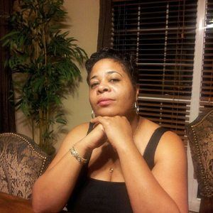 Meet your Posher, Cynthia